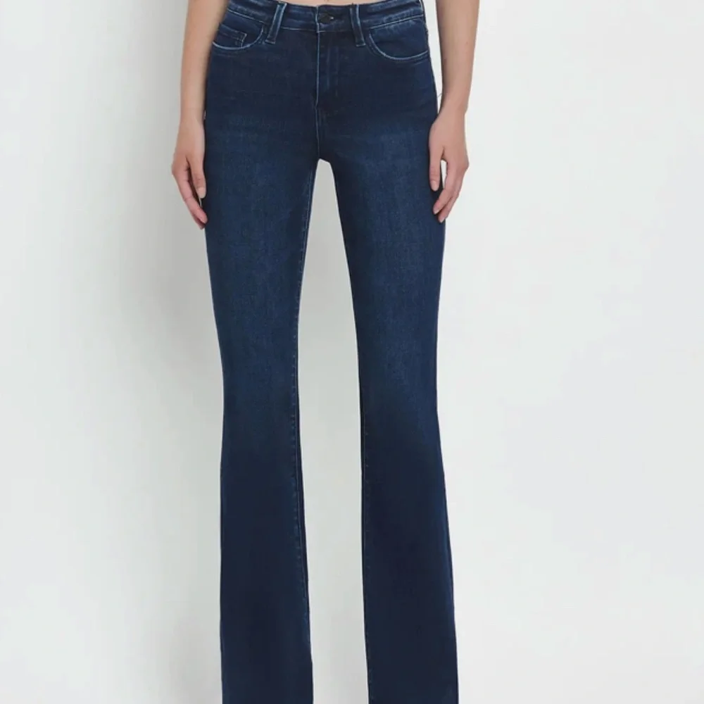 FLYING MONKEY High Rise Full Length Mini Flare Jeans NEW WITH TAGS SIZE 31/13 - Picture 1 of 7
